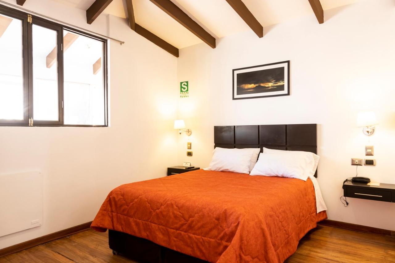 Hostal & Apartments El Triunfo Cusco Exteriör bild